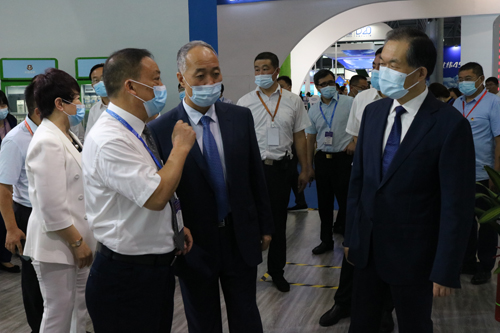 long8-龙八(中国)唯一官方网站